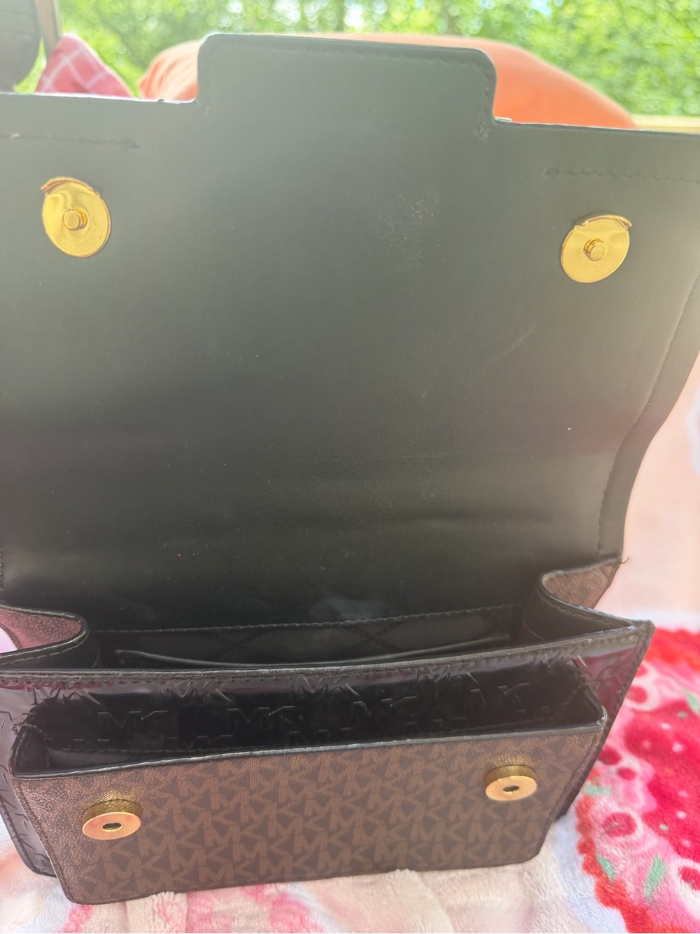 Michael Kors Black Glossy Large Heather Shoulder or Crossbody - Picture 8 of 11